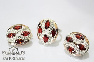 Сережки і каблучка зі срібла c золотом і червоними каменями, фото